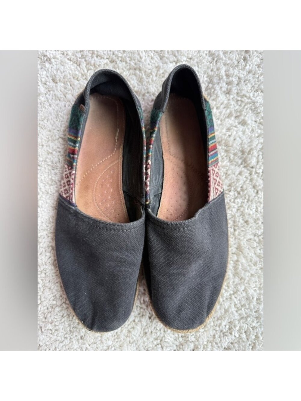 Aldo Unisex Black Slip Ons With Baha Print On Sides and Knit Jute Sole Sz 40